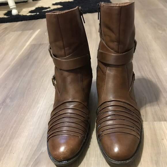 Marc Ladies Brown Leather Boots Size 37 - Picture 2 of 6
